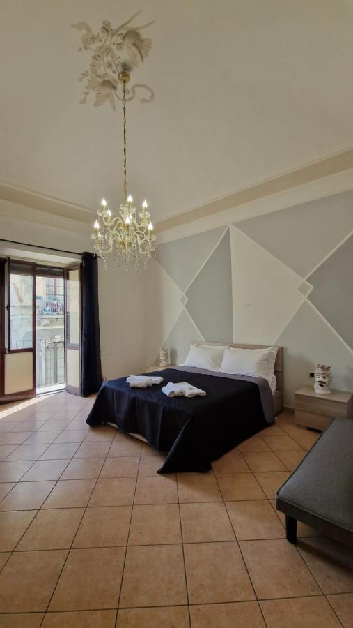 The Crazy House Apartment Catania Ngoại thất bức ảnh