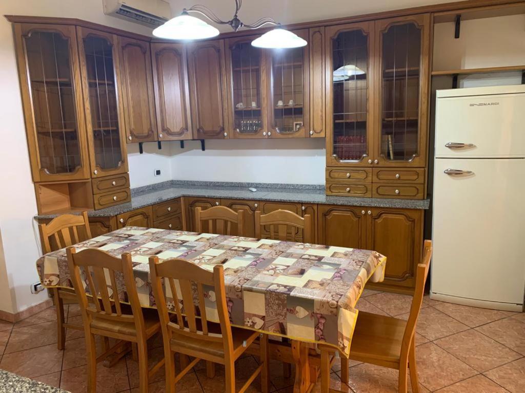 The Crazy House Apartment Catania Ngoại thất bức ảnh
