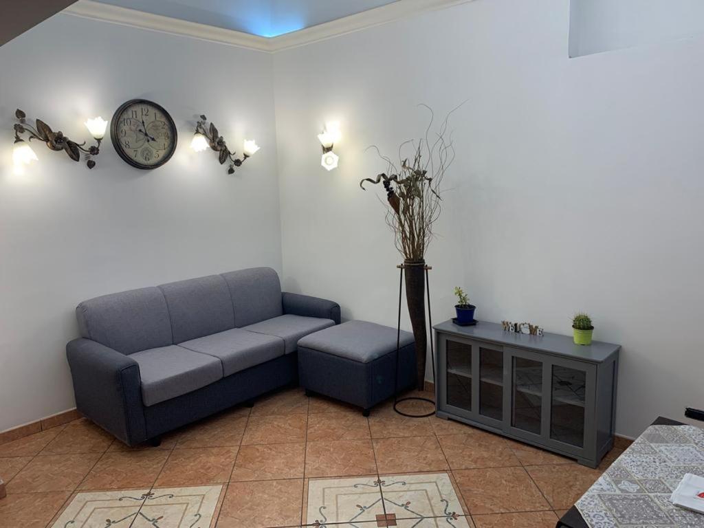 The Crazy House Apartment Catania Ngoại thất bức ảnh