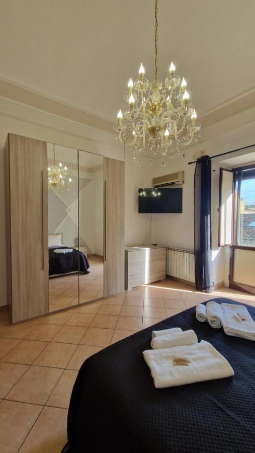The Crazy House Apartment Catania Ngoại thất bức ảnh