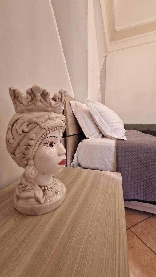 The Crazy House Apartment Catania Ngoại thất bức ảnh